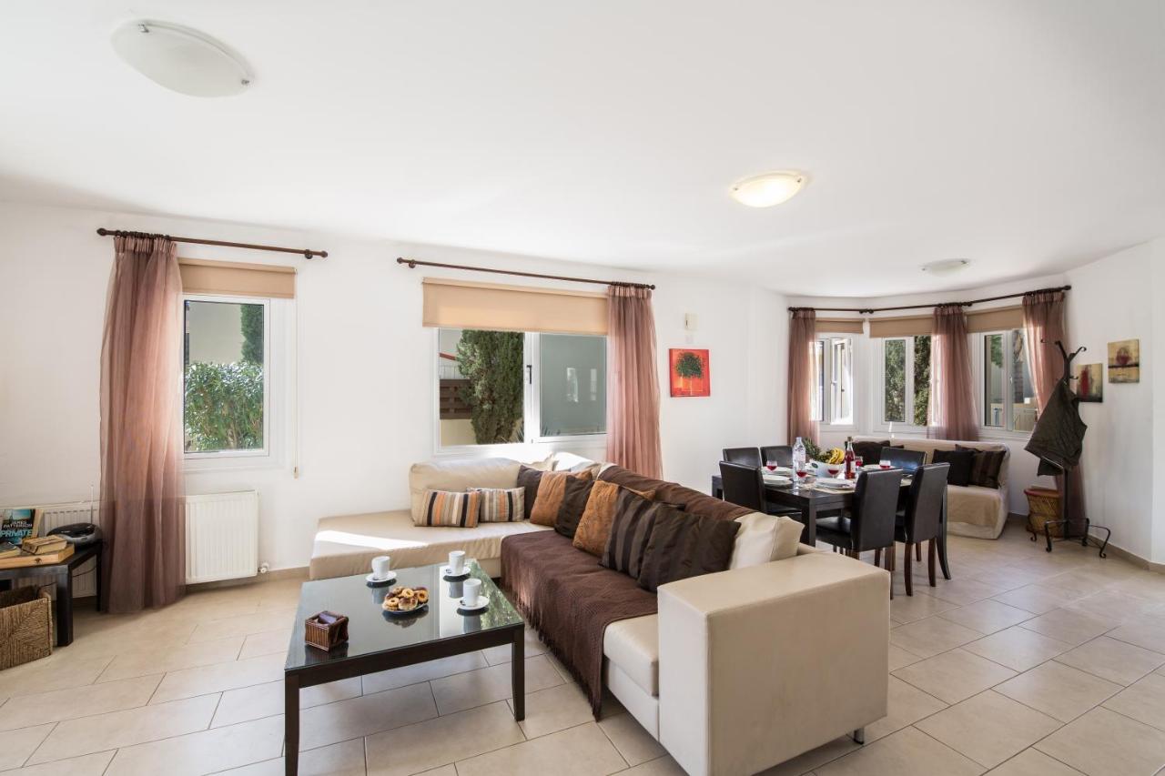 Nancy Villas โปรทาราส ภายนอก รูปภาพ